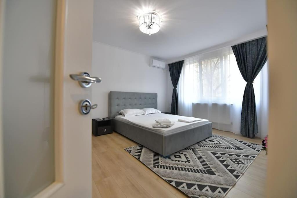 Luxury Studio / M Romancierilor Βουκουρέστι Εξωτερικό φωτογραφία