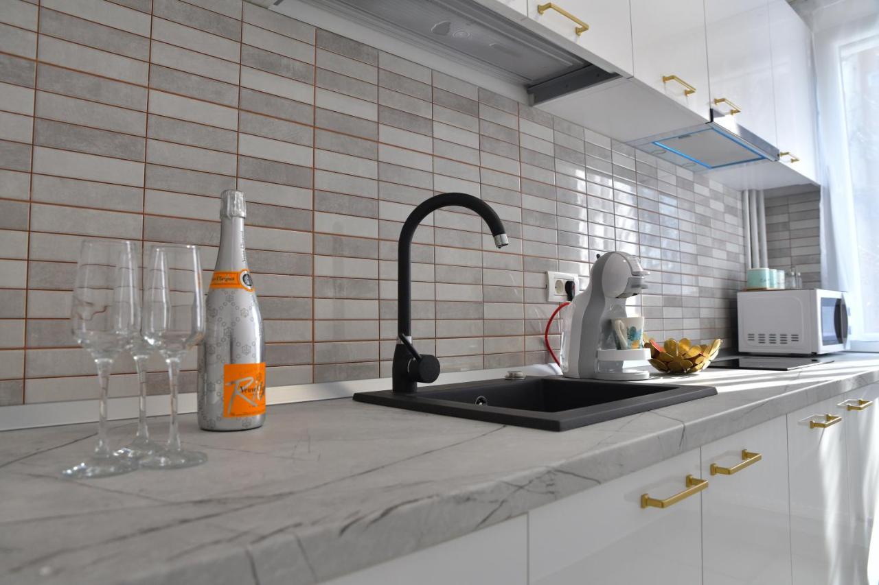 Luxury Studio / M Romancierilor Βουκουρέστι Εξωτερικό φωτογραφία